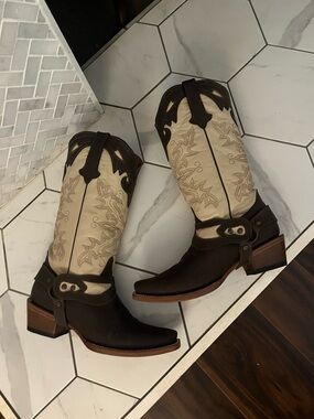 Tanner Mark Women’s Two-Tone Western Cowboy Boots – Brown and Cream